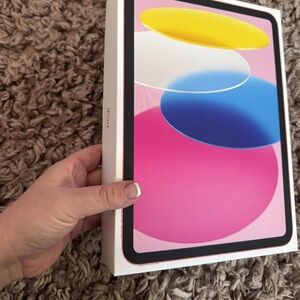 Apple iPad - Pink and White